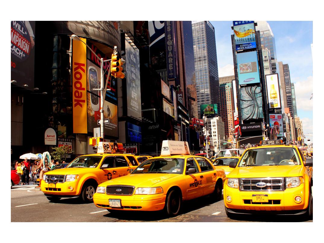 Slika rumenih taksijev v NY