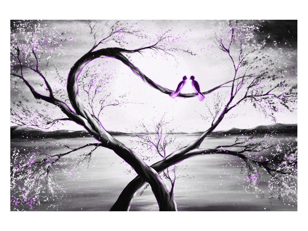 Slika dveh vijoličnih ptičev na drevesu
