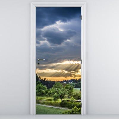 Fototapet pentru ușă - Peisaj cu razele solare