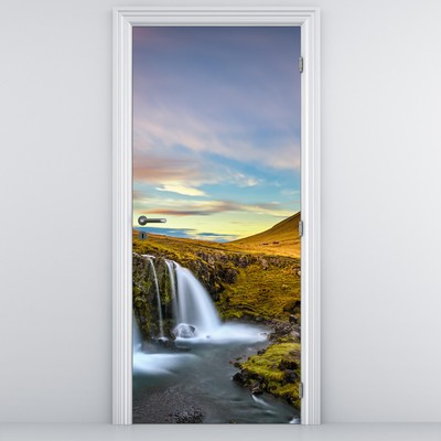 Fototapet pentru ușă - Muntii si cascadele din Islanda