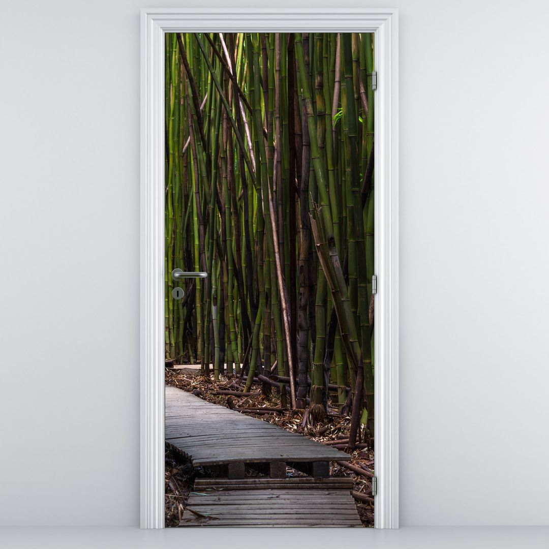 Fototapet pentru ușă - Între bambuși (D021324D95205)