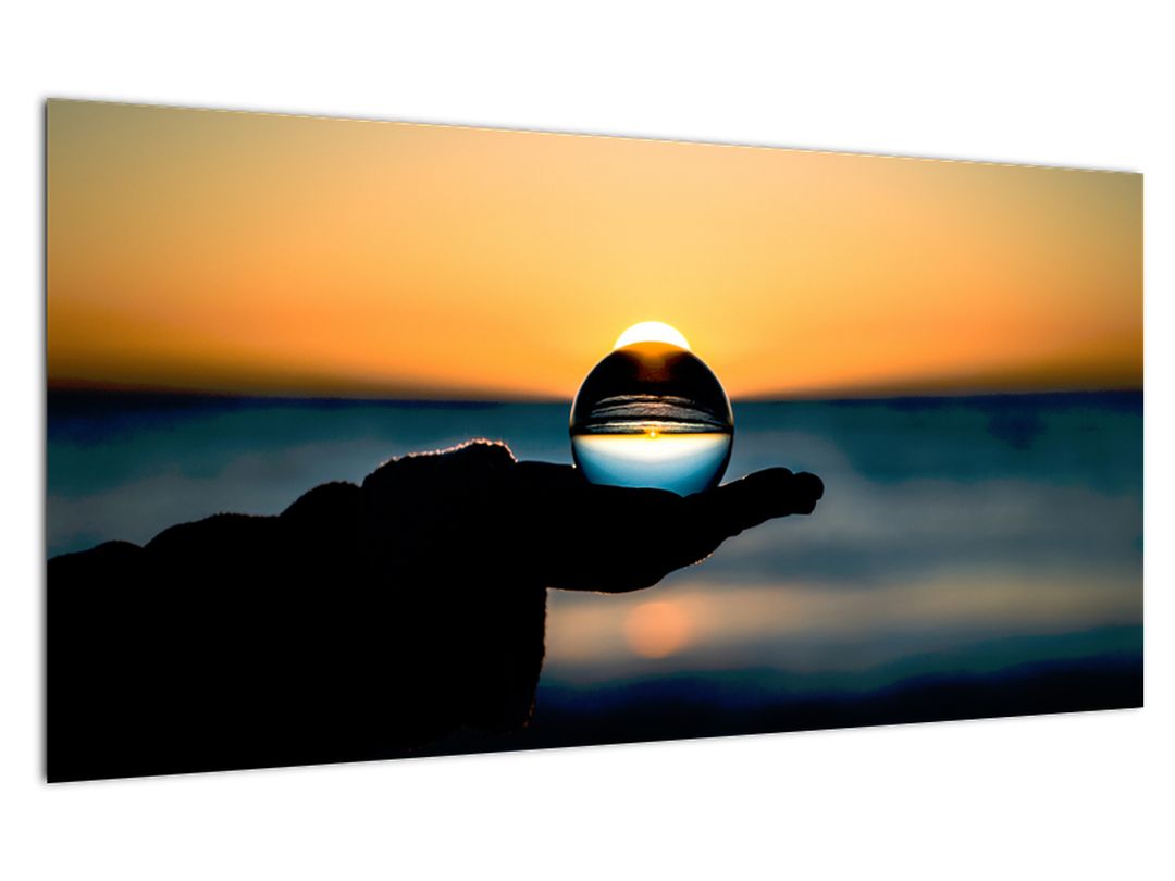 Skleněný obraz skleněné koule v dlani (V020083V10050GD)