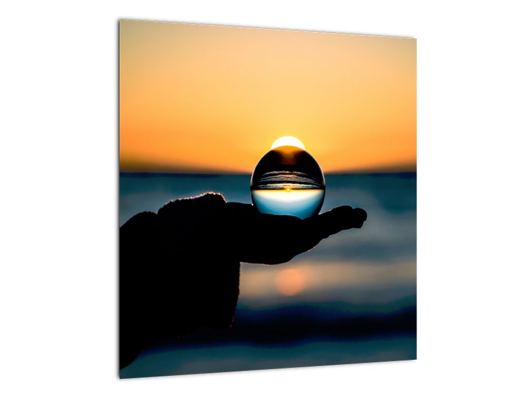 Skleněný obraz skleněné koule v dlani (V020083V4040GD)