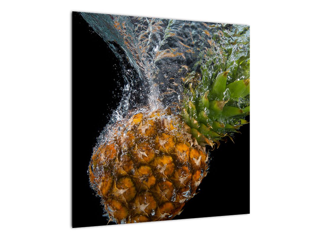 Obraz ananasu ve vodě (V020626V5050)